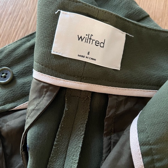 Wilfred Aritzia Cropped Straight Leg Trousers - Picture 3 of 4